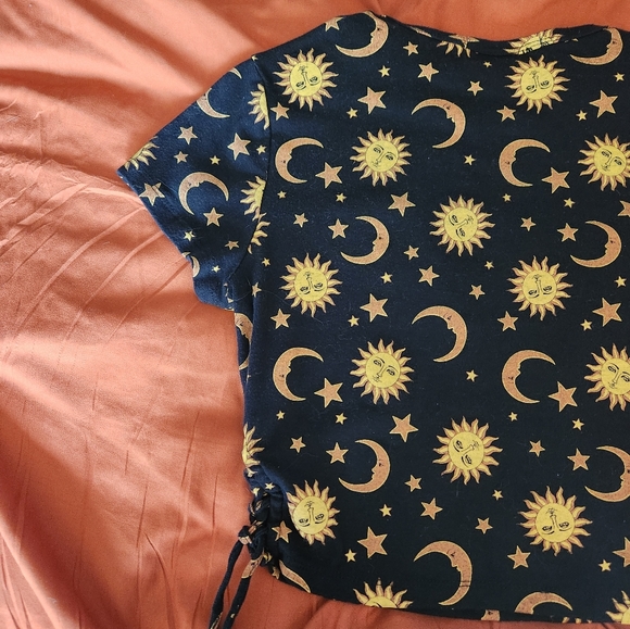 Cut and paste t shirt Sun and moon design - Picture 5 of 10